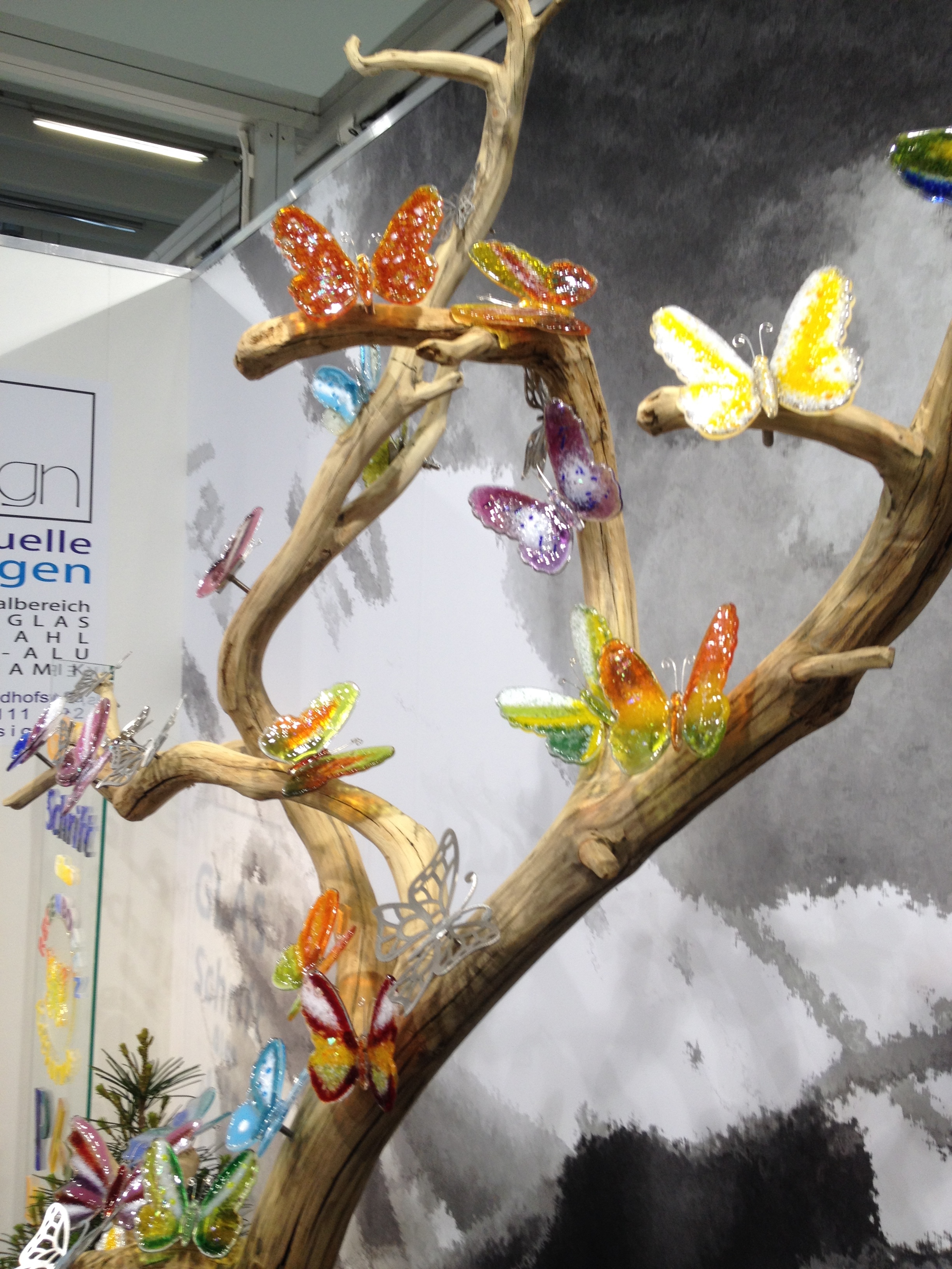 Kindergrabschmuck, Glasfalter, Schmetterling, Glas