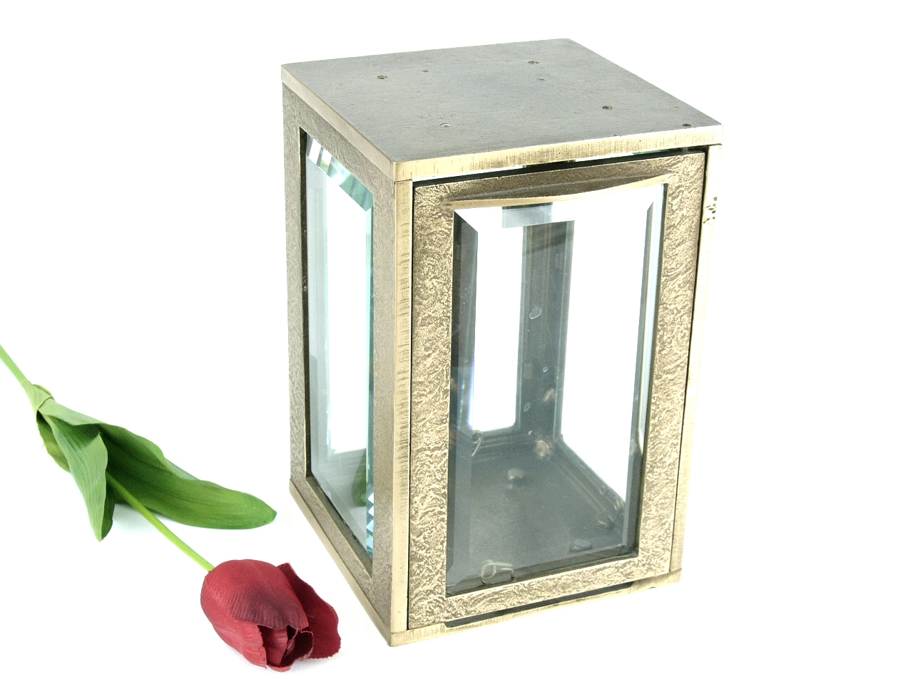Einbaulaterne, Grablaterne, Grabschmuck
