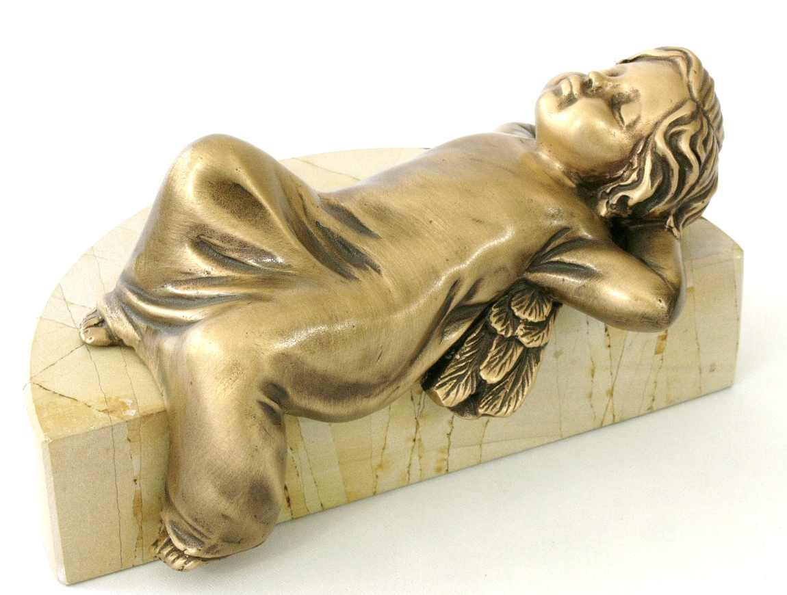 Engelfigur, zufriedenes Engelchen, Grabschmuck