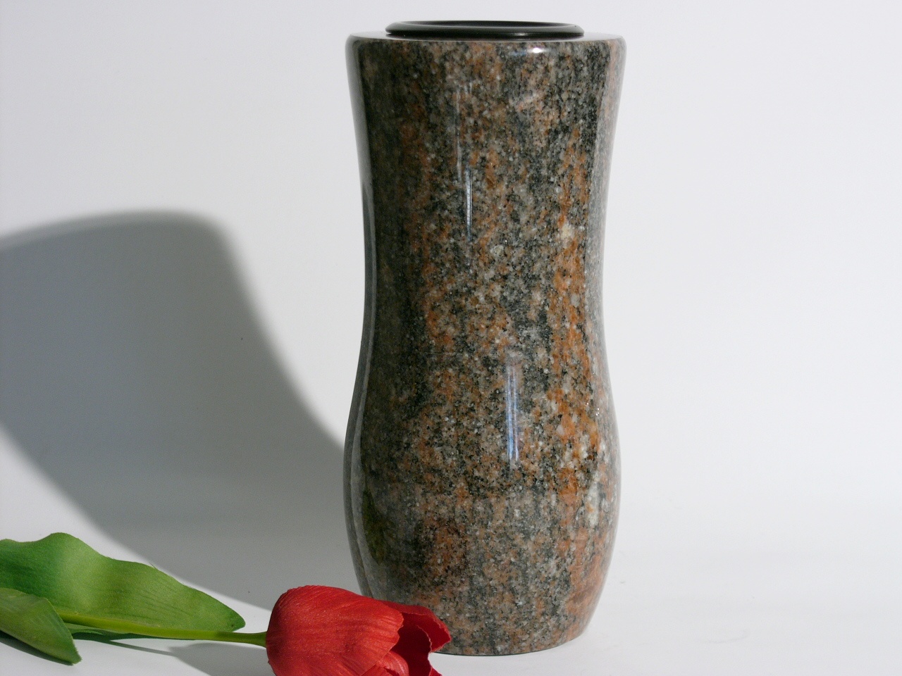Grabblumenvase "Himalaya"
