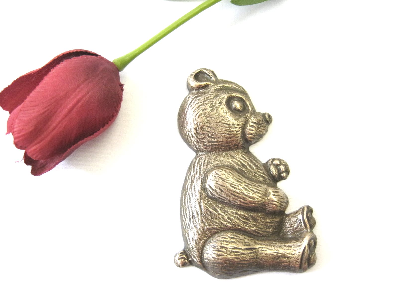 Teddybär sitzend