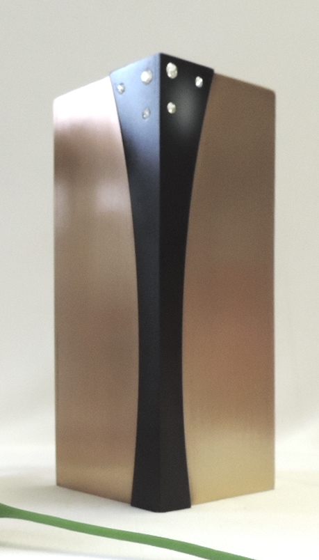 Vase mit Schmucksteinchen