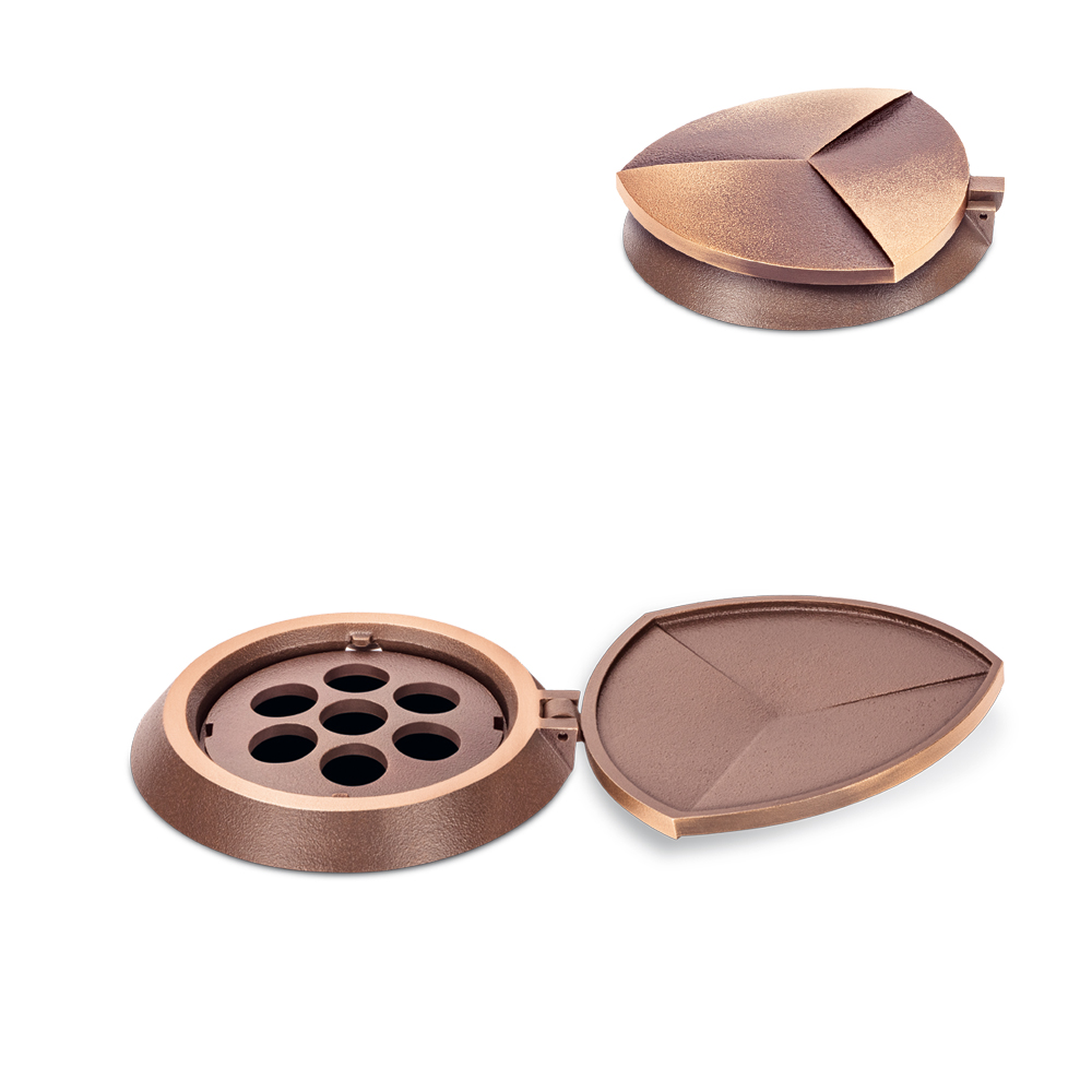 Vasenring mit Deckel und Blumenverteiler, "Dreieck", Bronze oder Aluminium