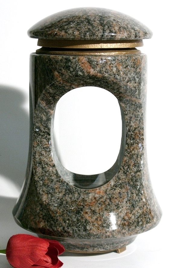 Steinlaterne Kamelie