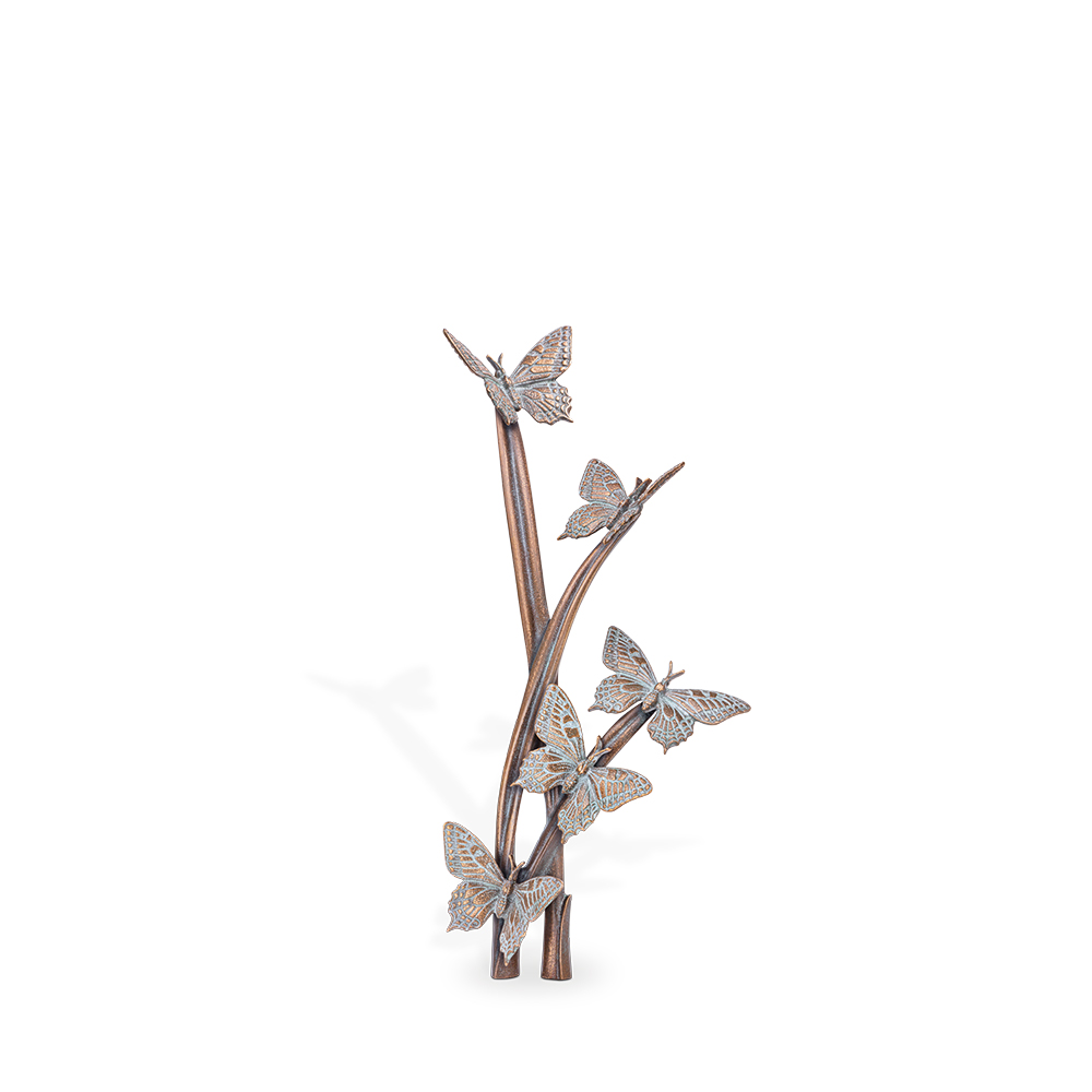 Schmetterlingsflug, Schmetterlinge auf Pflanze, Skulptur, Grab