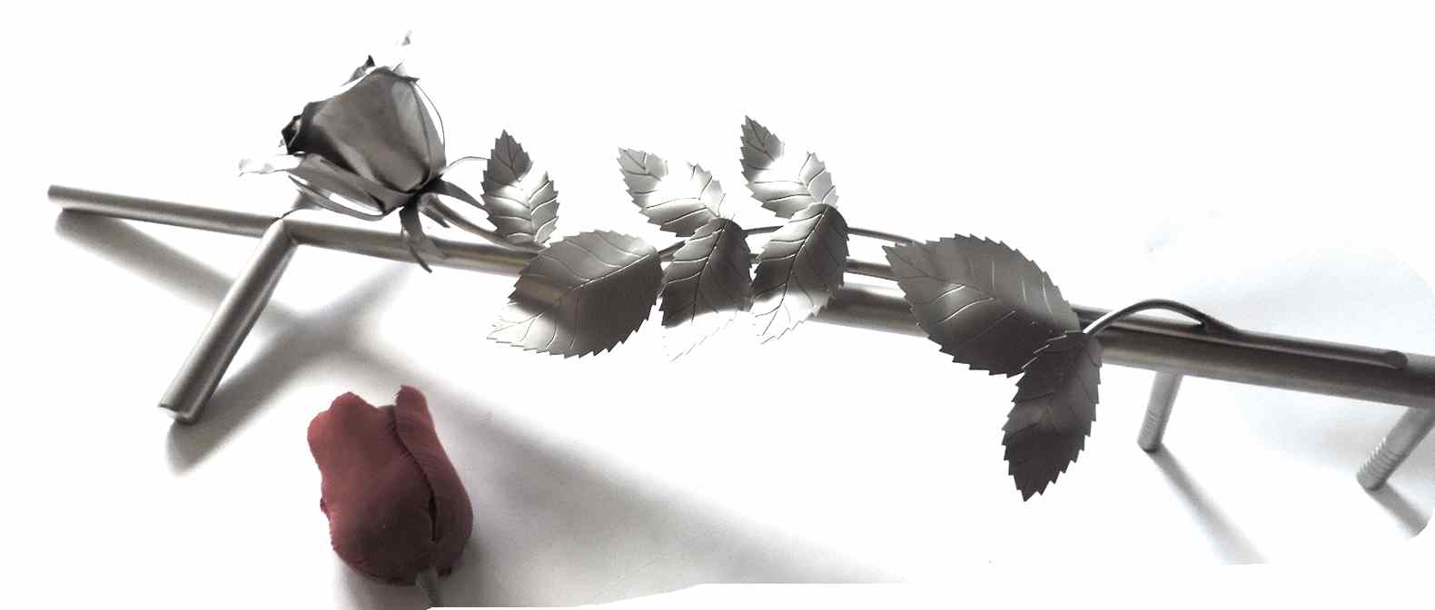 Edelstahlkreuz, mit Rosen, Grabschmuck, Kreuz, Grab