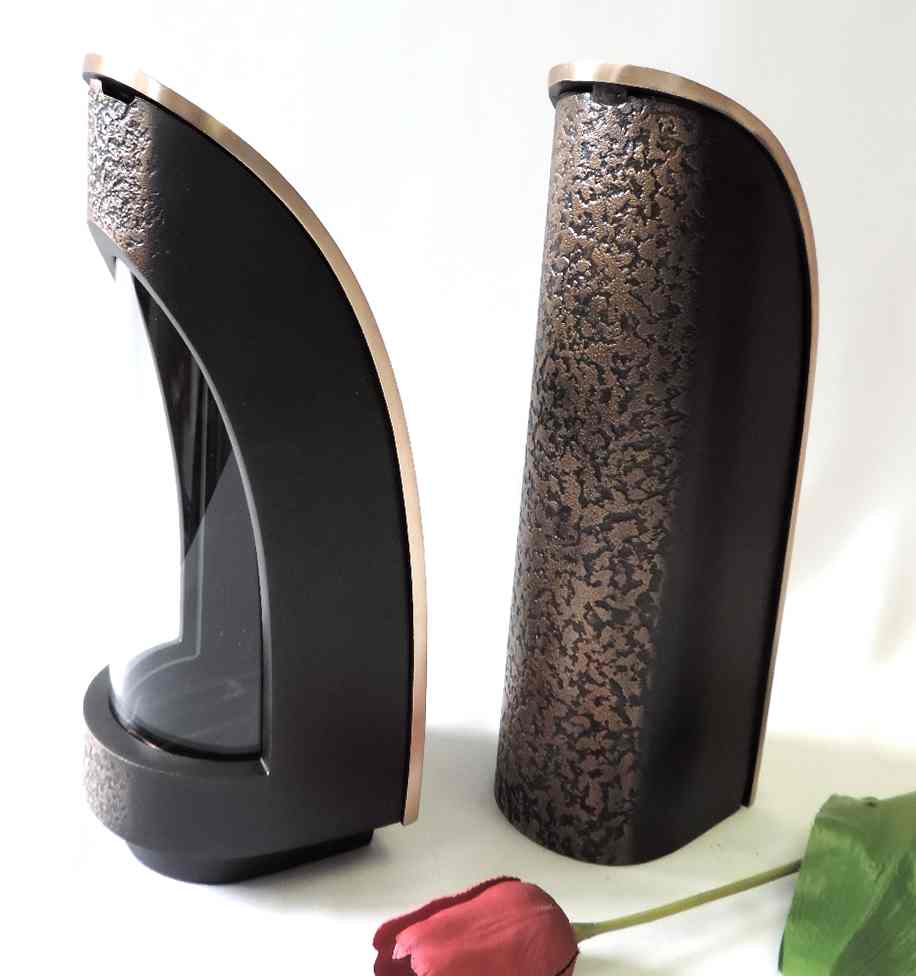 Laterne und Vase im Set, Grabschmuck, mit Swarowskis