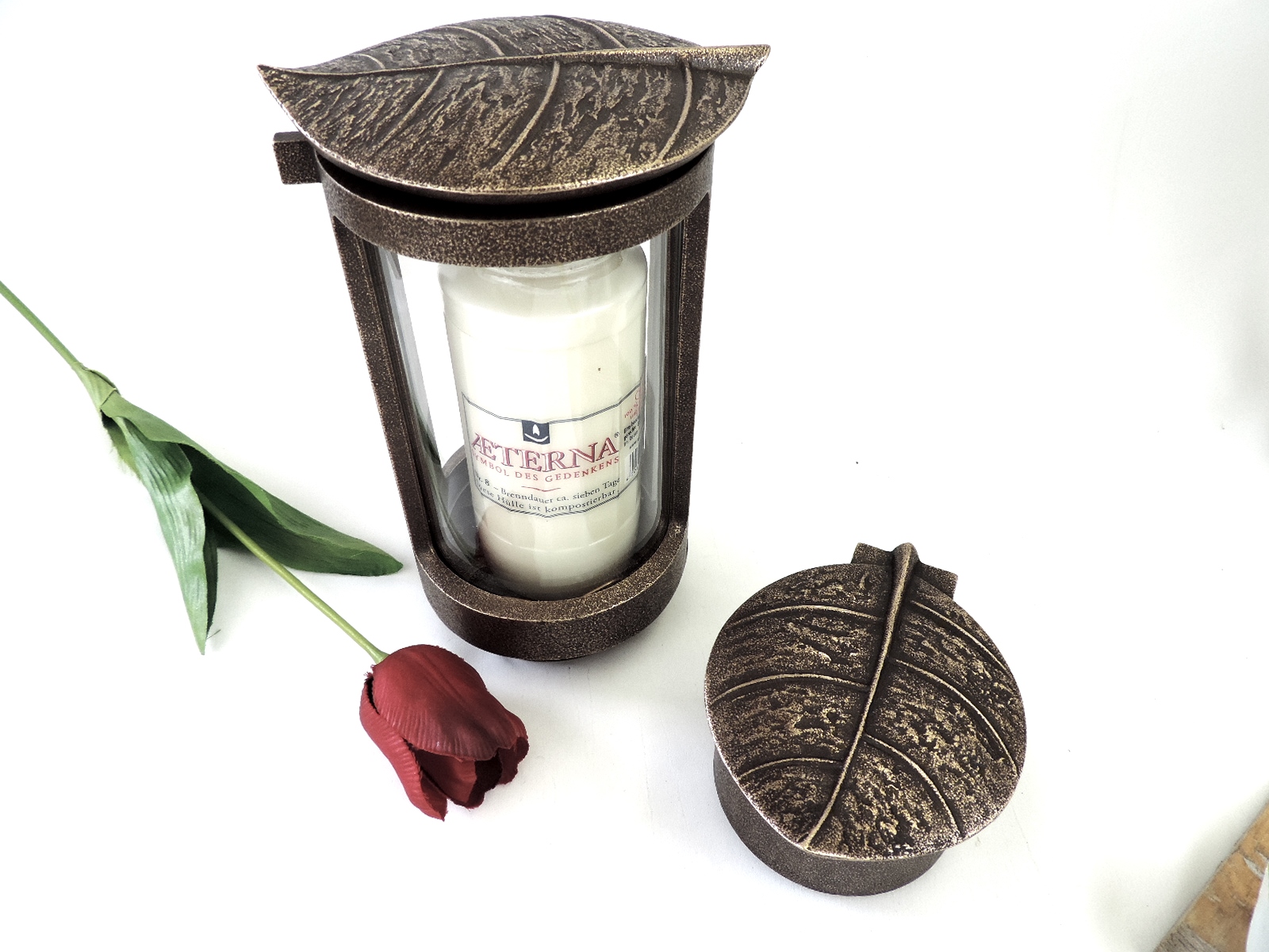 Grabschmuck- Set, "Schmuckblatt", Laterne und Weihwasserschale, Bronze