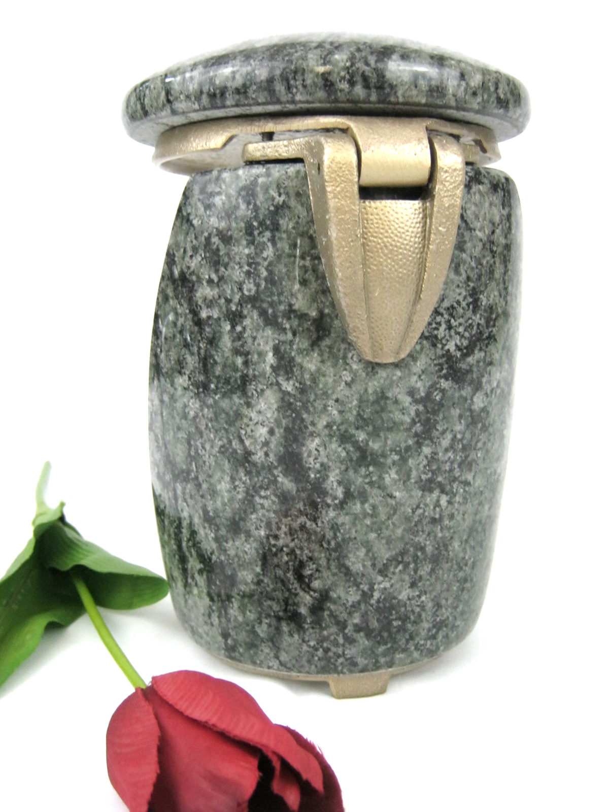 Granitlaterne, Grablampe, aus Stein, grünschwarz